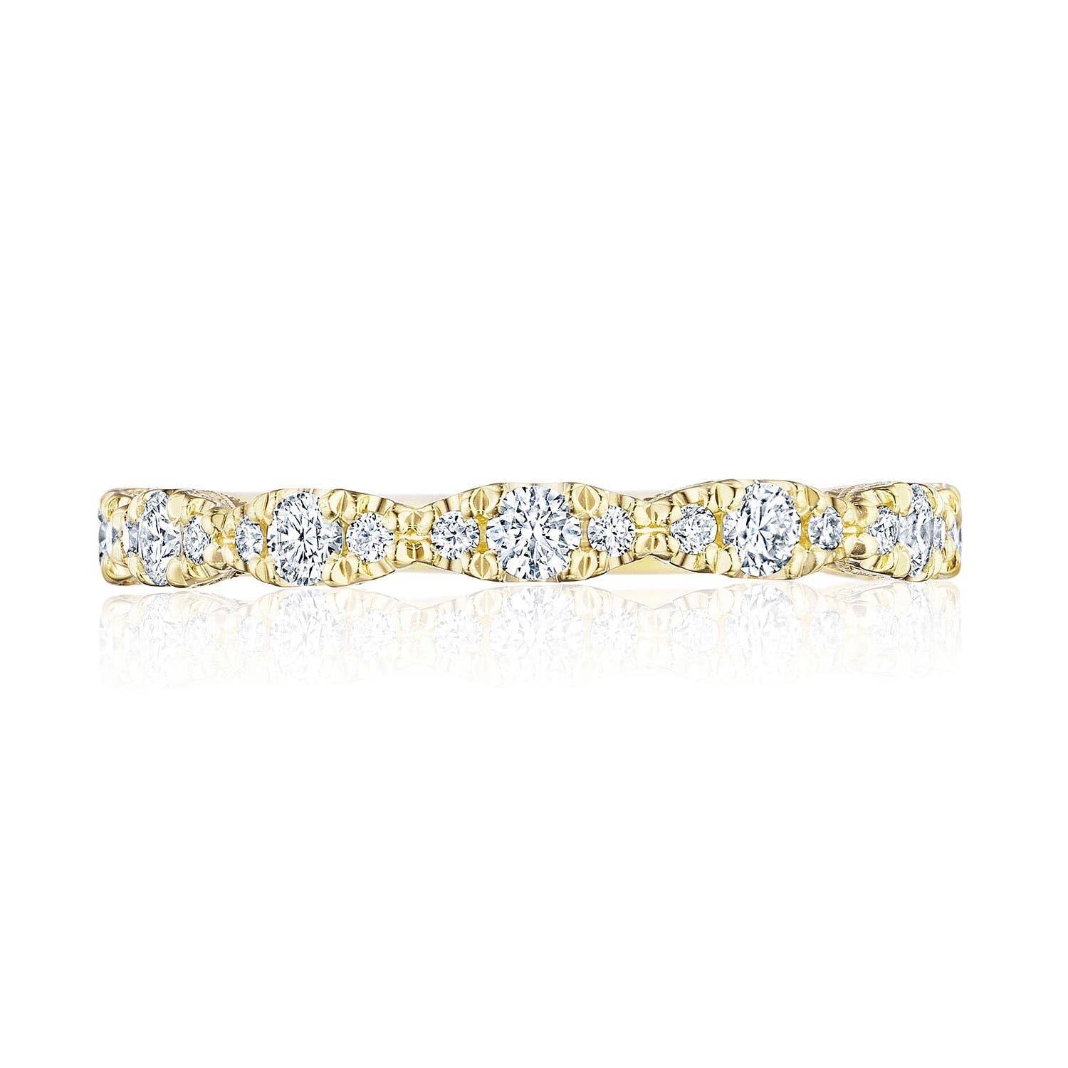 Marquise Shape Design Detail Wedding Band